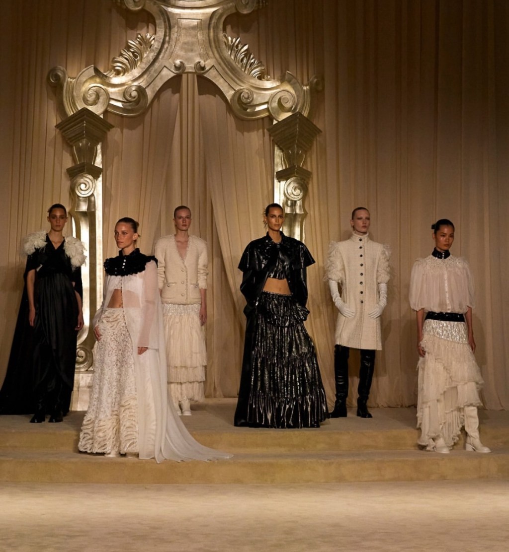 Chanel Bids Farewell to Studio Team With Elegant Couture Show Ahead of Matthieu Blazy’s&nbsp;Arrival
